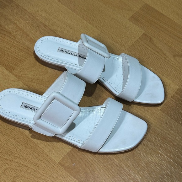 Manolo Blahnik White Buckle Sandals Size 39 - Picture 2 of 3